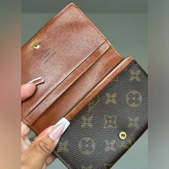 Authentic LV Wallet - Picture 2 of 10